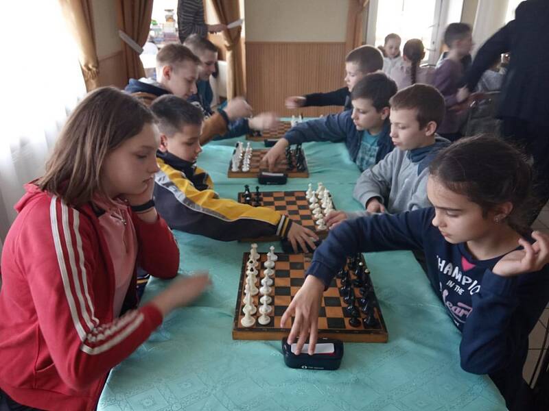 Команда «Фенікс» перемогла у чемпіонаті області із шахів